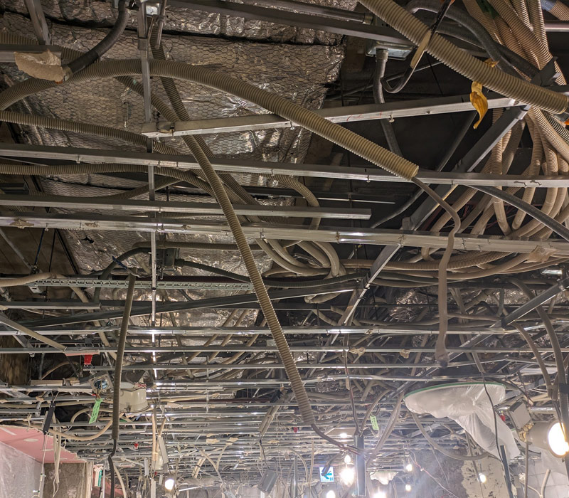 なんばウォーク